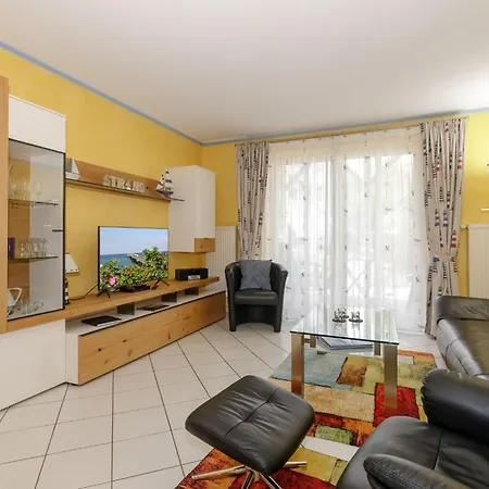 Am-stadtwald-wohnung-2-642 דירה Ostseebad Kühlungsborn